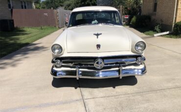 Ford-Customline-1954-White-Blue-1