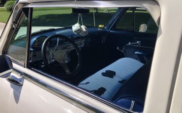 Ford-Customline-1954-White-Blue-23