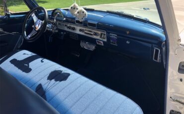 Ford-Customline-1954-White-Blue-24