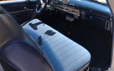 Ford-Customline-1954-White-Blue-31