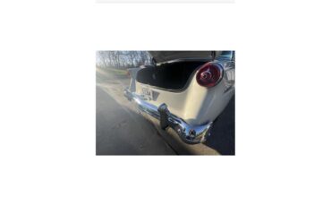 Ford-Customline-1954-White-Blue-47