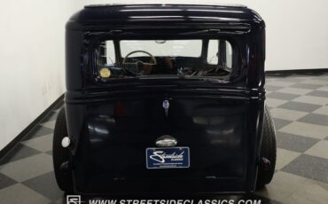 Ford-Deluxe-1935-Dark-Blue-Metallic-Dark-Blue-17