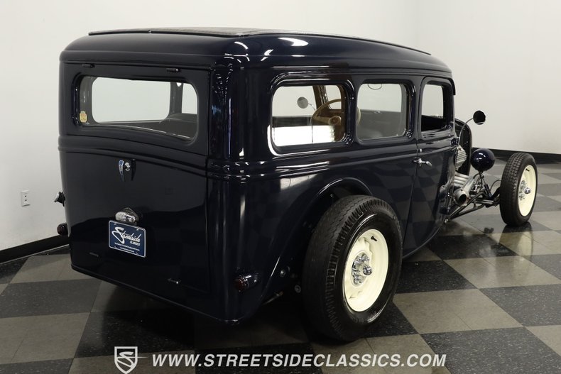 Ford-Deluxe-1935-Dark-Blue-Metallic-Dark-Blue-19