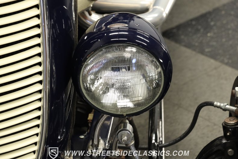 Ford-Deluxe-1935-Dark-Blue-Metallic-Dark-Blue-2