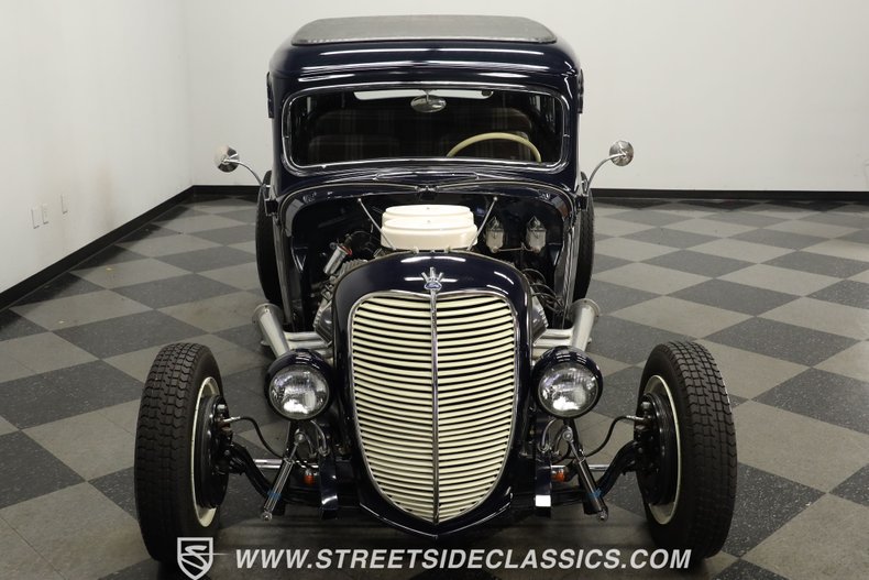Ford-Deluxe-1935-Dark-Blue-Metallic-Dark-Blue-22
