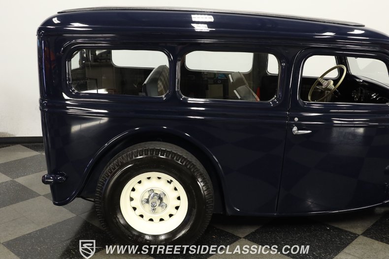 Ford-Deluxe-1935-Dark-Blue-Metallic-Dark-Blue-30