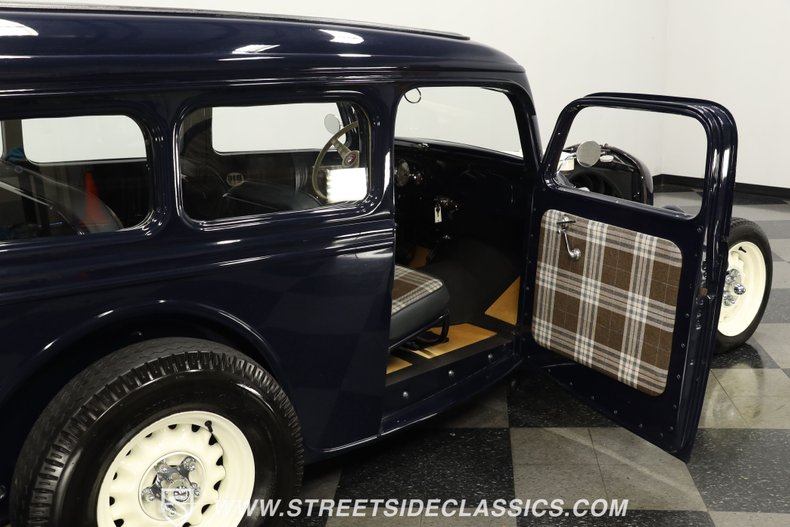 Ford-Deluxe-1935-Dark-Blue-Metallic-Dark-Blue-46