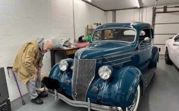 Ford-Deluxe-1936-Bambalino-Blue-Brown-Mohair-14