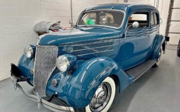 Ford-Deluxe-1936-Bambalino-Blue-Brown-Mohair