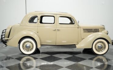 Ford-Deluxe-1936-Sedan-12