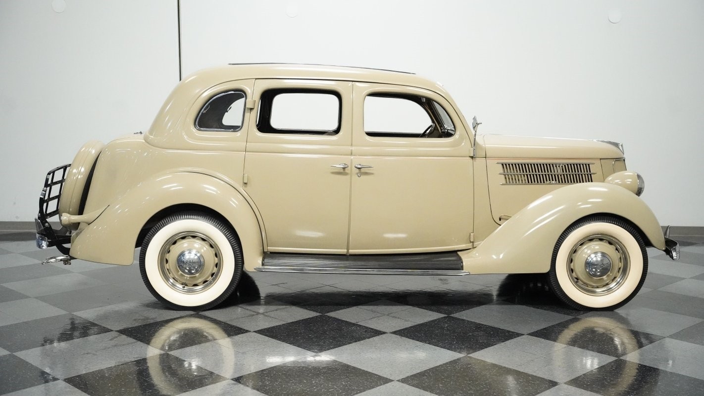 Ford-Deluxe-1936-Sedan-12