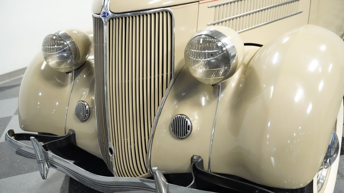 Ford-Deluxe-1936-Sedan-17