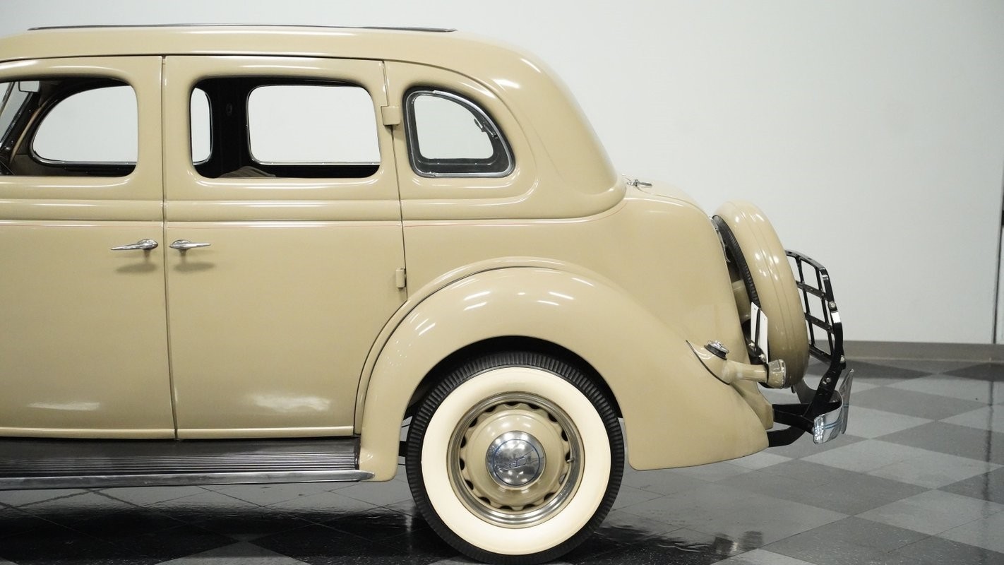 Ford-Deluxe-1936-Sedan-22