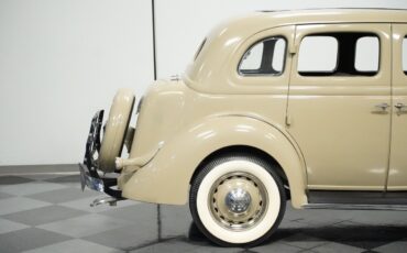 Ford-Deluxe-1936-Sedan-26