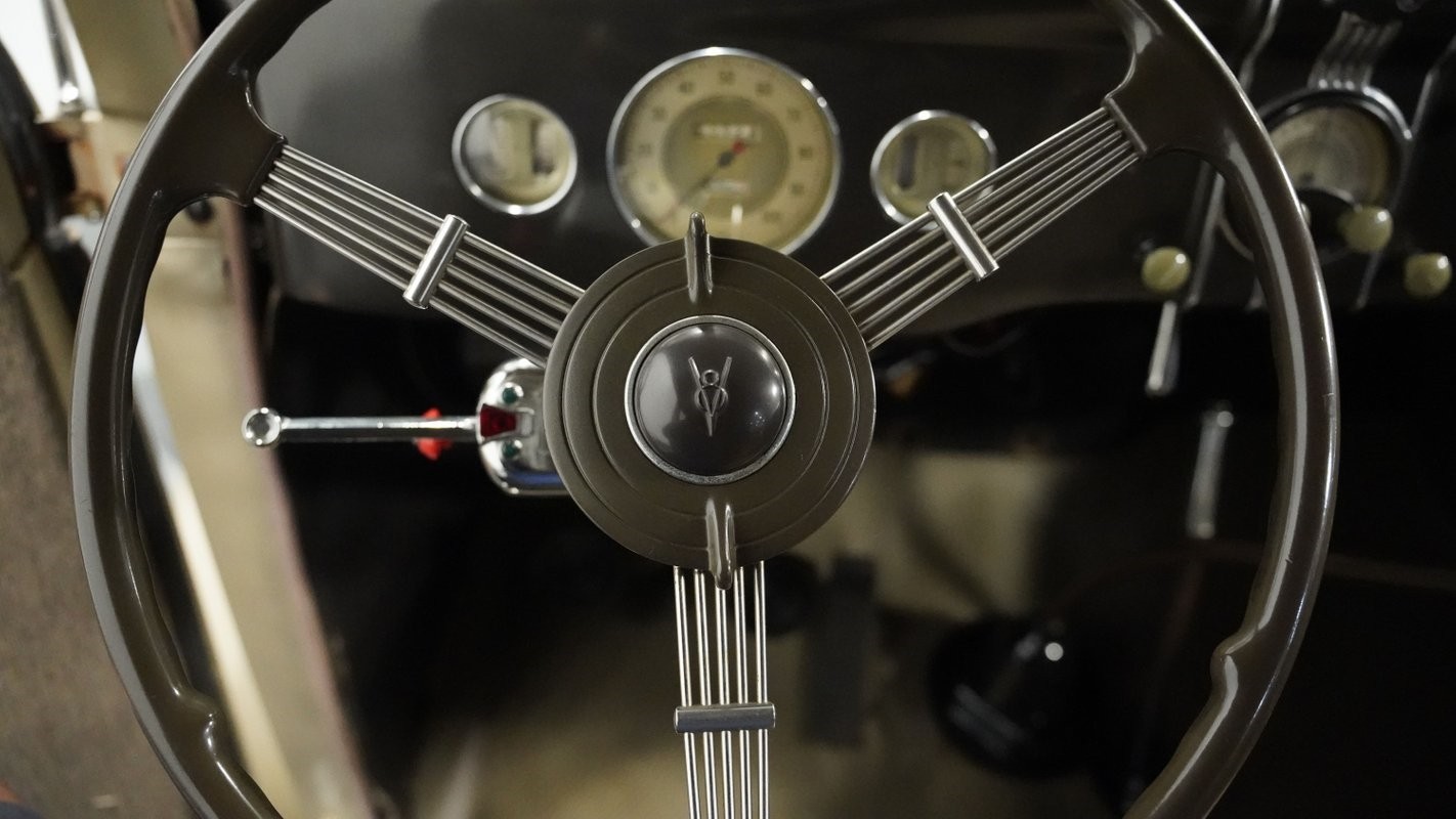 Ford-Deluxe-1936-Sedan-35