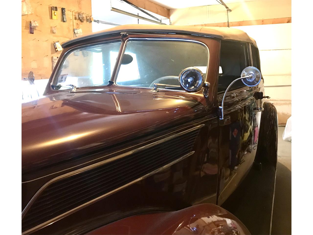 Ford-Deluxe-1937-Bright-Coach-Maroon-Tan-12
