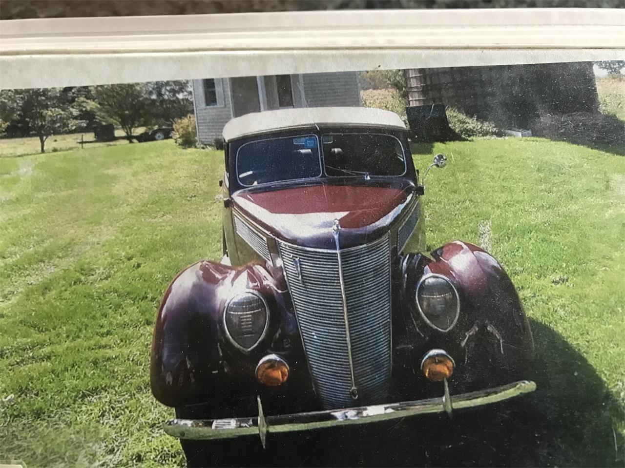 Ford-Deluxe-1937-Bright-Coach-Maroon-Tan-21