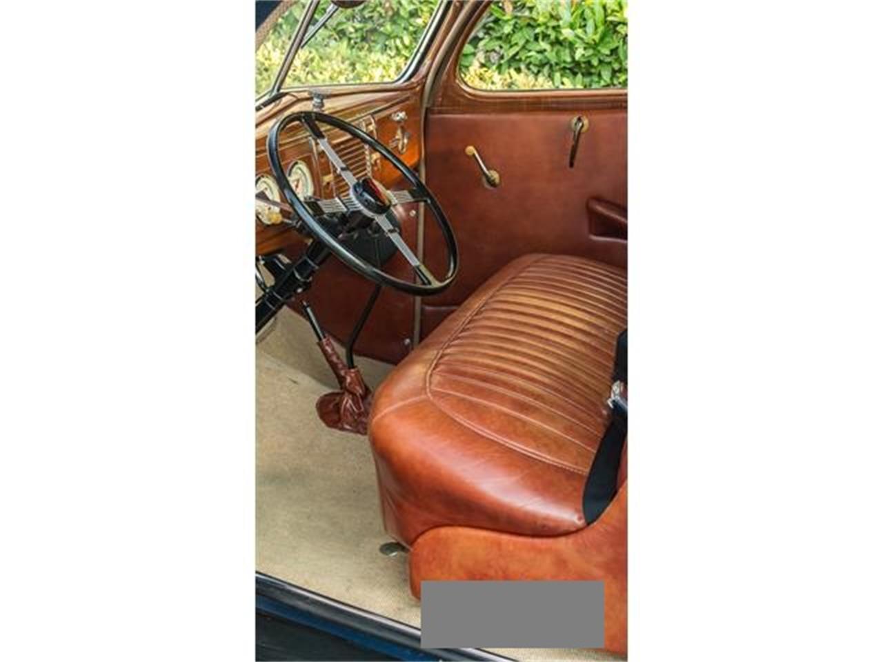 Ford-Deluxe-1938-3