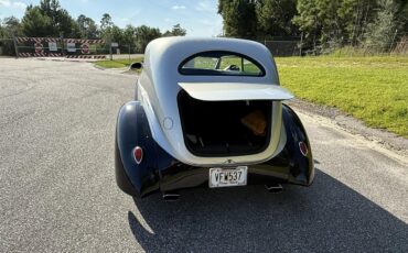 Ford-Deluxe-1939-blacksilver-black-5