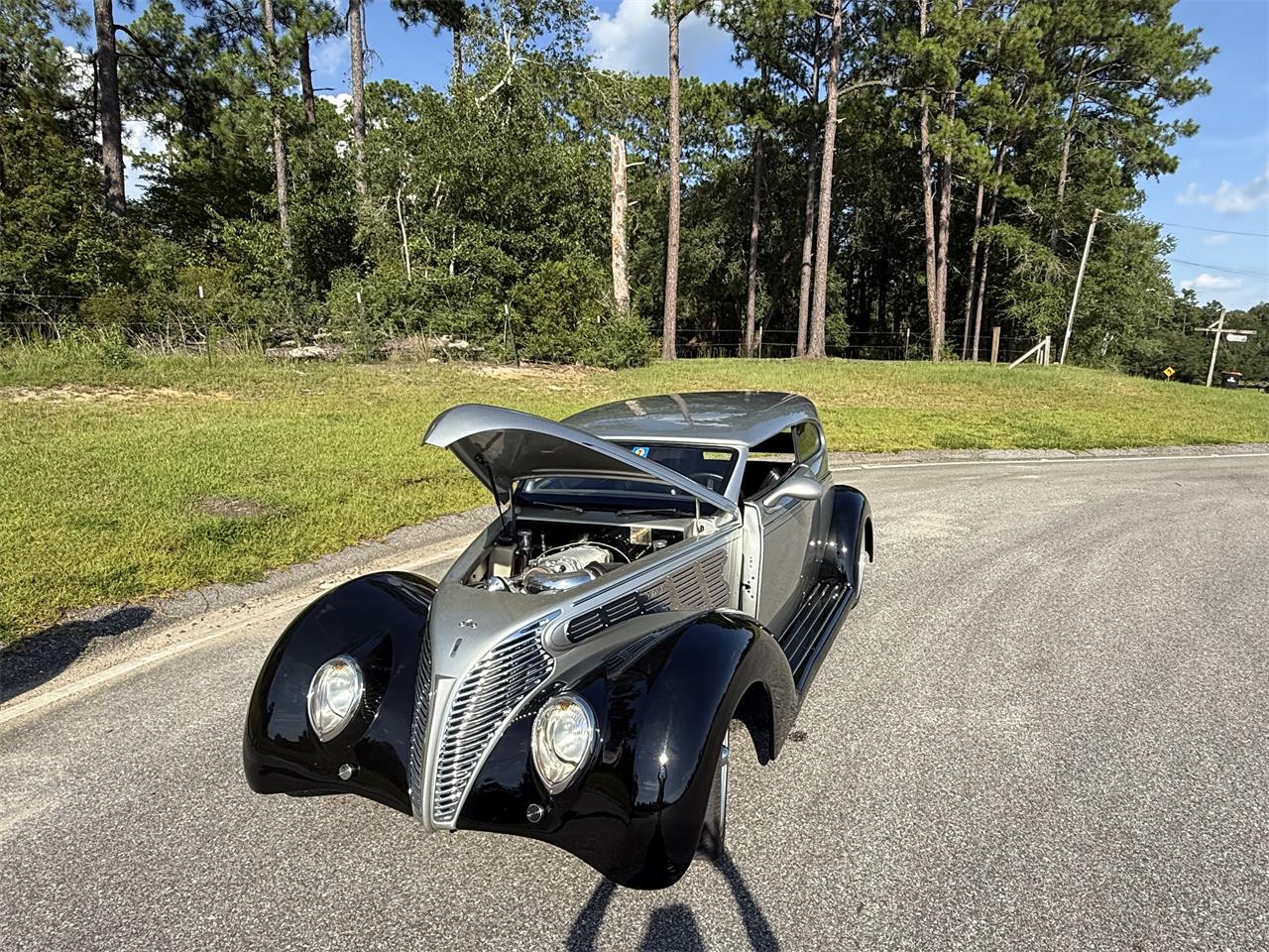 Ford-Deluxe-1939-blacksilver-black-7