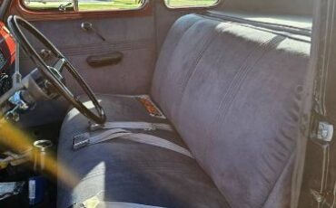 Ford-Deluxe-1940-1