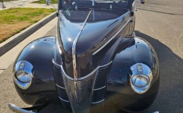 Ford-Deluxe-1940-13