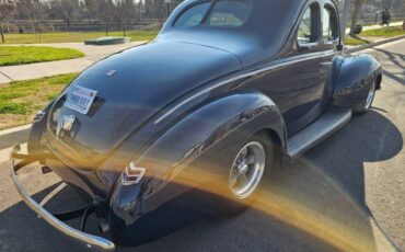 Ford-Deluxe-1940-16