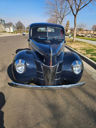 Ford-Deluxe-1940-18
