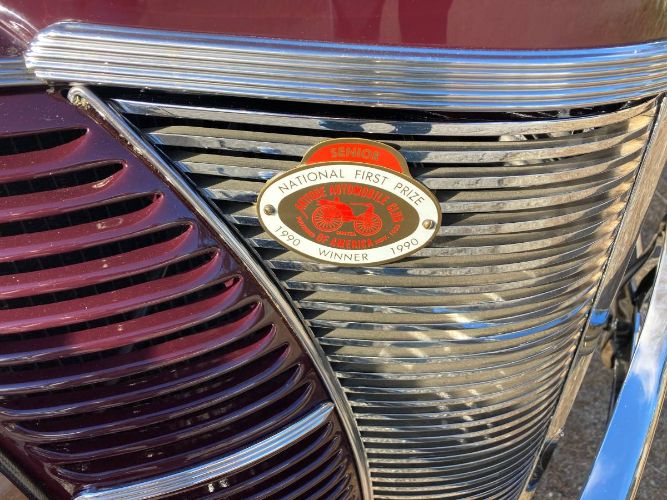 Ford-Deluxe-1940-2