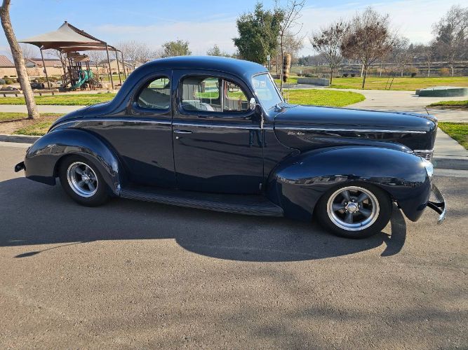 Ford-Deluxe-1940-20