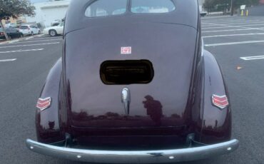 Ford-Deluxe-1940-9