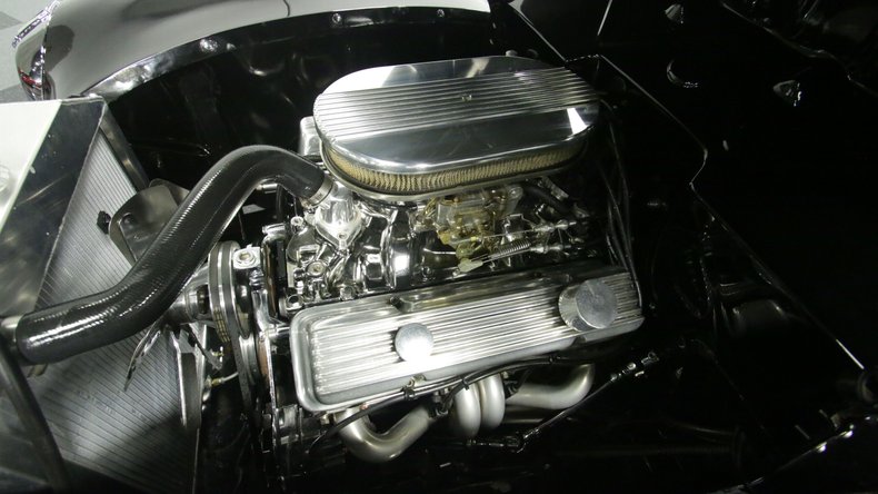 Ford-Deluxe-1940-Black-Black-14