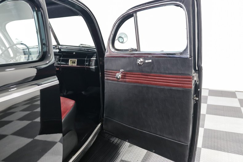 Ford-Deluxe-1940-Black-Black-18
