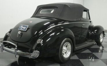 Ford-Deluxe-1940-Black-Black-39