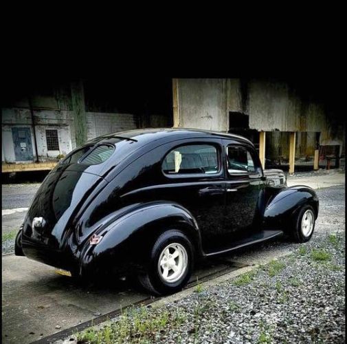 Ford-Deluxe-1940-Black-Black-5