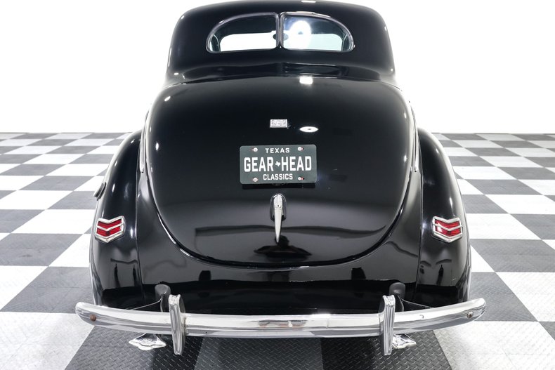 Ford-Deluxe-1940-Black-Black-7