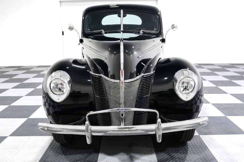 Ford-Deluxe-1940-Black-Black-8