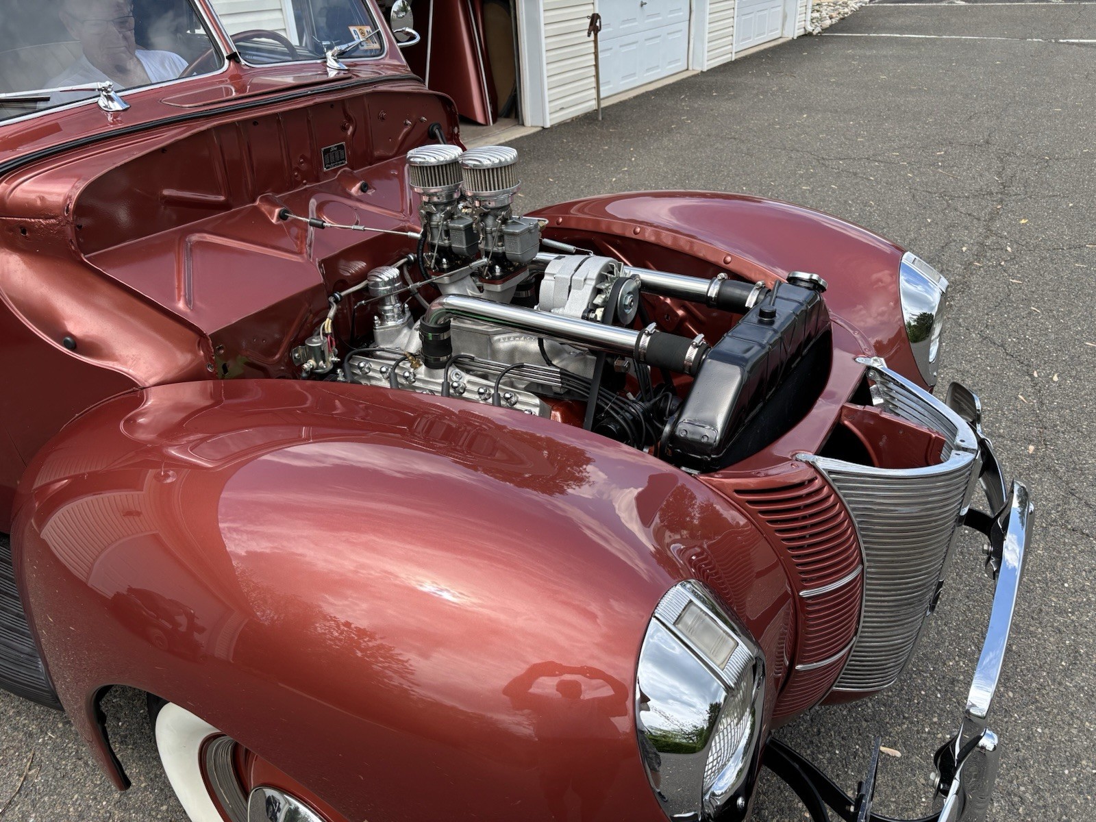 Ford-Deluxe-1940-Convertible-2
