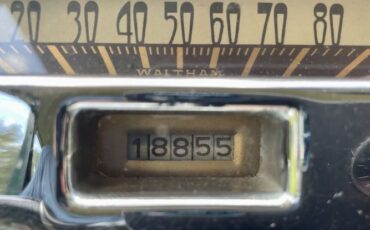Ford-Deluxe-1940-Green-17
