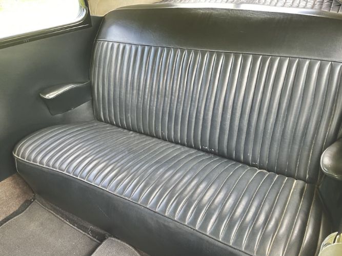 Ford-Deluxe-1940-Green-18