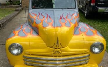 Ford-Deluxe-1946-Custom-10