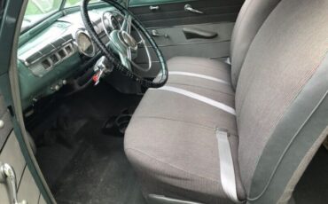 Ford-Deluxe-1946-Robin-Egg-Blue-Gray-6