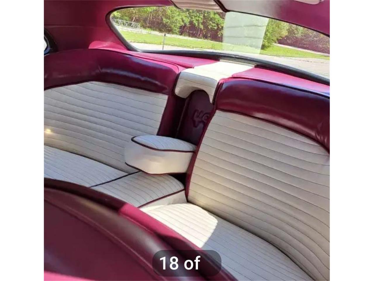Ford-Deluxe-1949-Fantasia-Fantasia-and-white-5