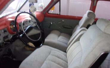 Ford-Deluxe-1951-Custom-6