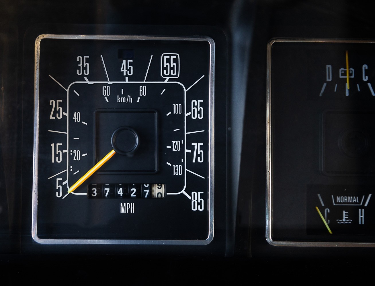 Ford-E-Series-Van-1982-Extended-Passenger-Van-15