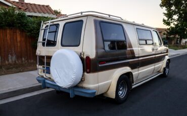 Ford-E-Series-Van-1982-Extended-Passenger-Van-8