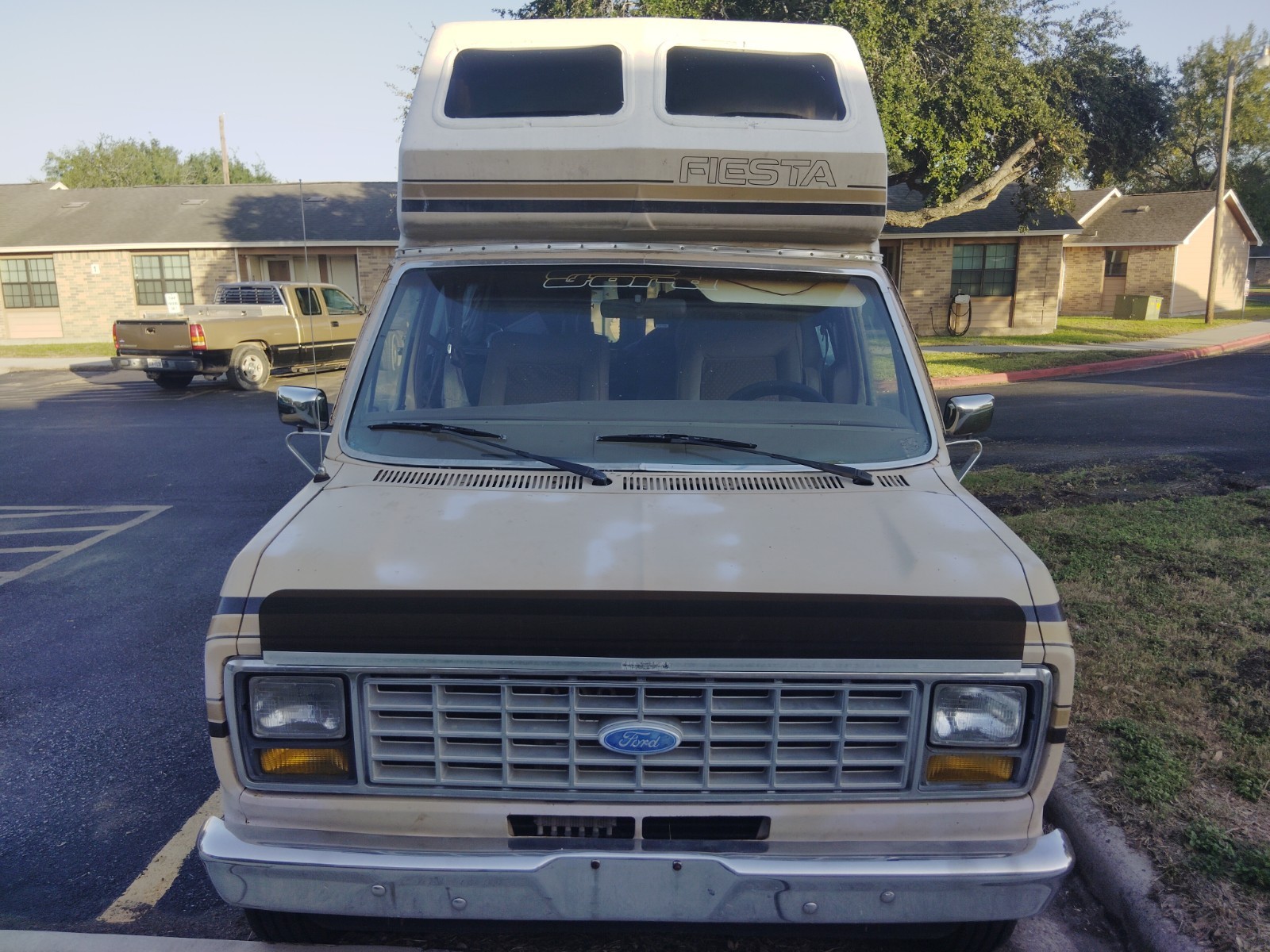 Ford-E-Series-Van-1986-Van-Camper-4