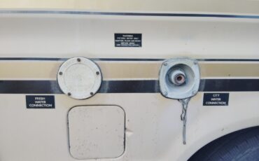 Ford-E-Series-Van-1986-Van-Camper-5