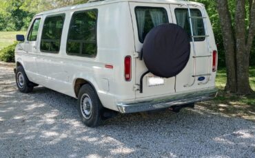 Ford-E-Series-Van-1990-Standard-Passenger-Van-2