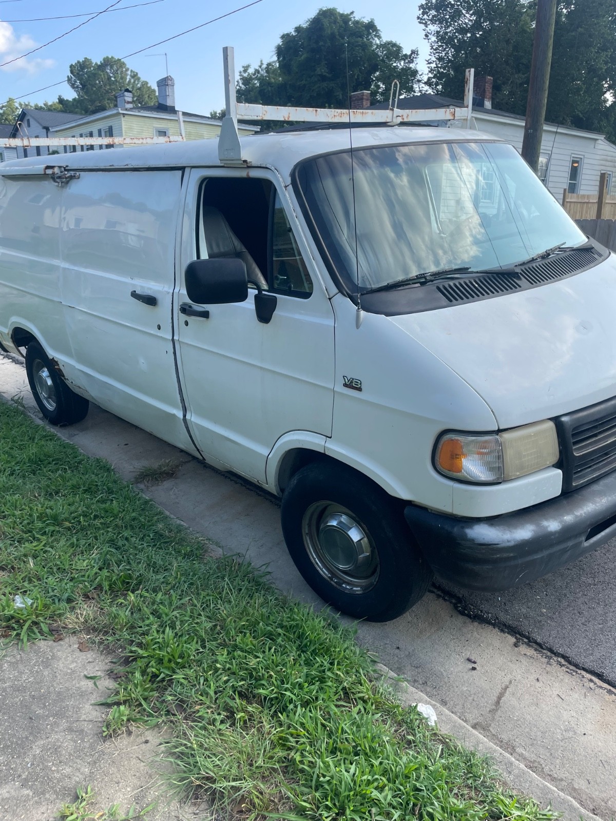 Ford-E-Series-Van-1995-Commercial-Vehicle-1
